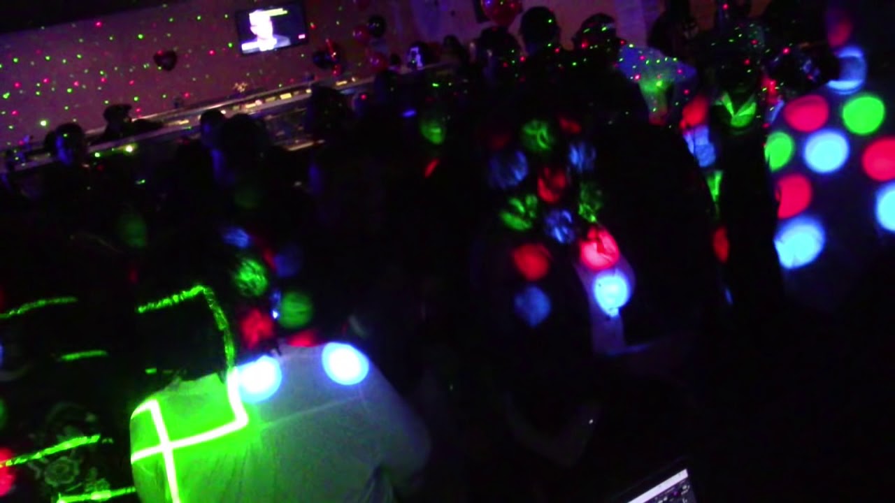 DJ Chill X & DJ Frankie Vibe Live from Wei's Lounge 292018 YouTube