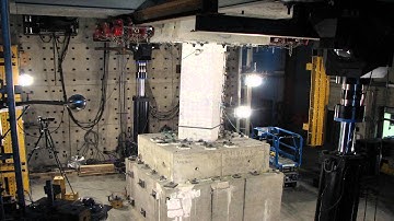 UT Arlington Full-Scale UHP-FRC Moment Frame Column CIII2 test