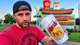 Exploring Retro Roadside Attractions & Hidden Gems In Tennessee