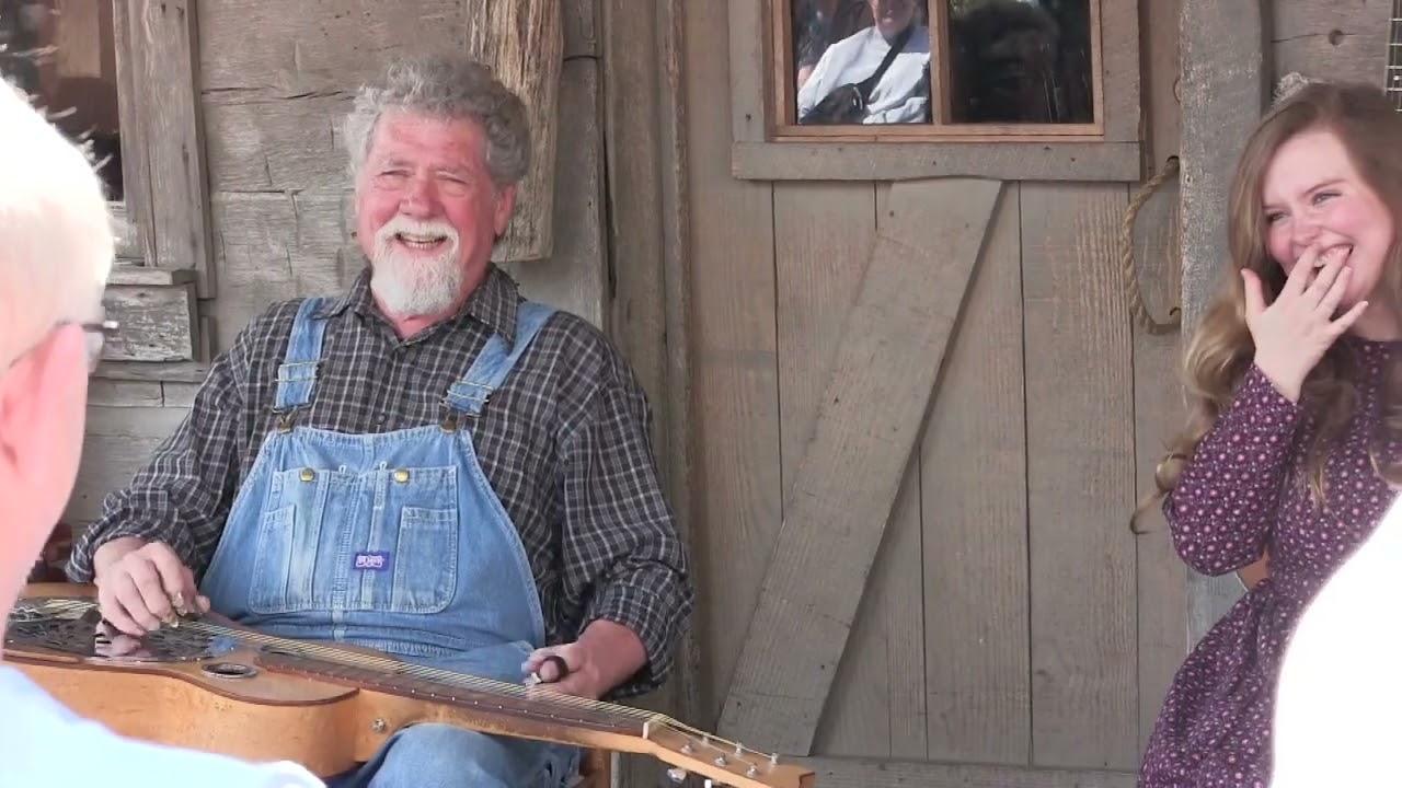 Homestead Pickers - Resophonic Guitar