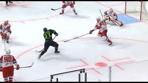 Alexander Zharovsky Has 3 Game Points Streak Snapped But Shows Off Some Slick Moves - 11-2-25