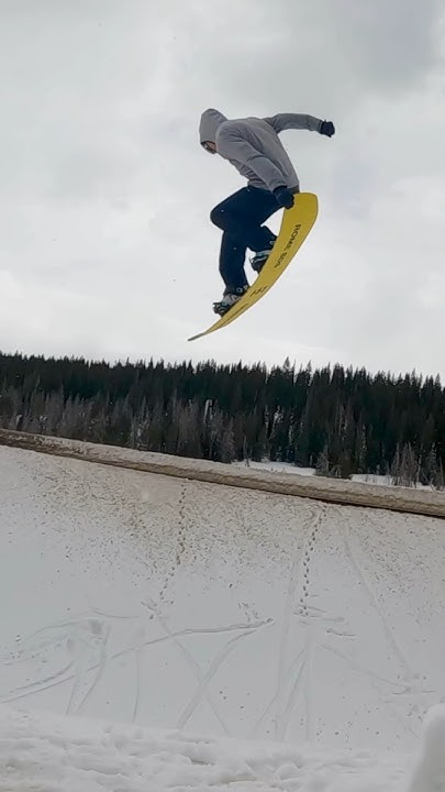 How To Tweak Grab In Skate 3 Grab then tweak or tweak then grab? 🤔 #snowboarding #colorado - YouTube