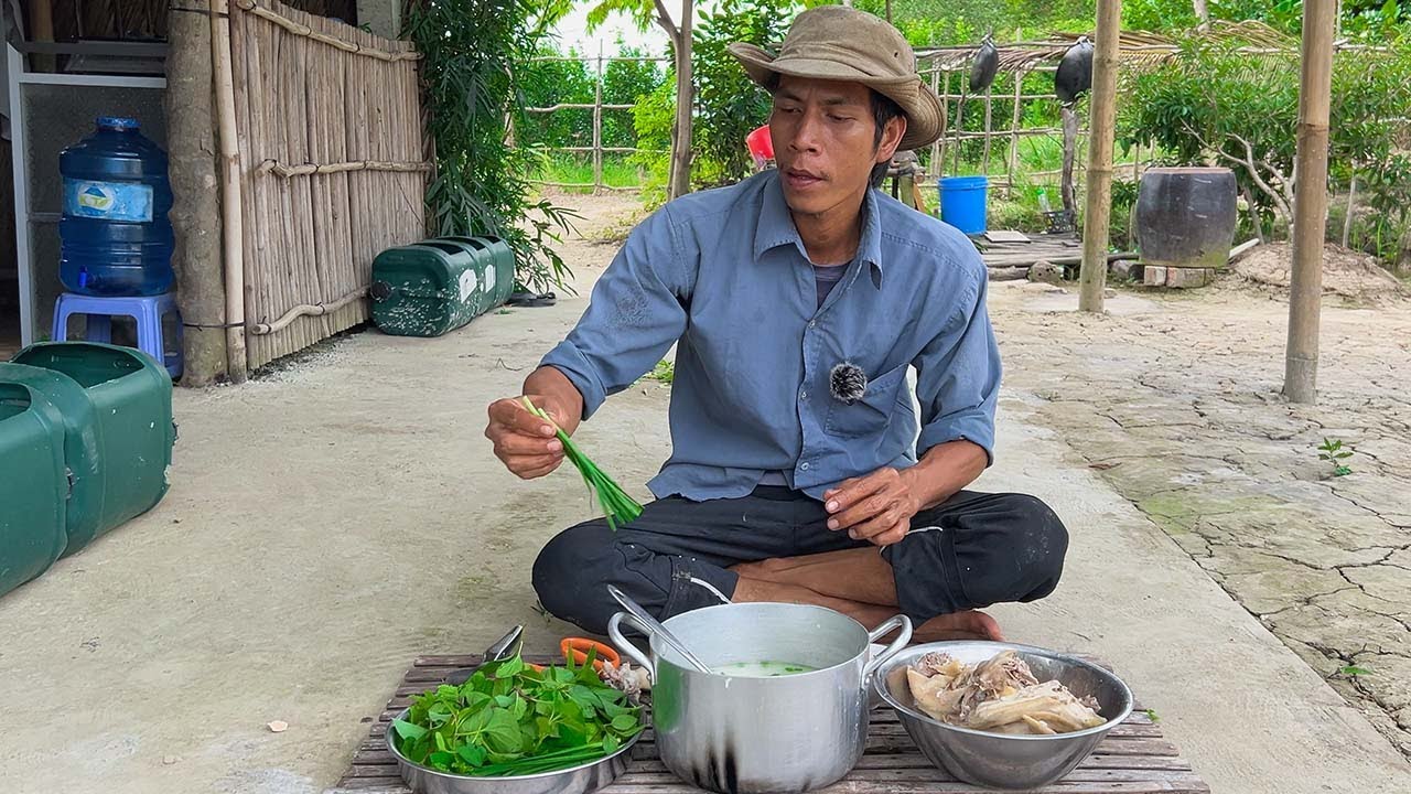 MỘT NGÀY ĐỦ THỨ CÔNG CHUYỆN VỚI ĐÁM RAU VƯỜN BẾP RUỘNG