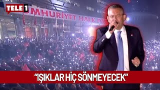 Cumhuriyet Halk Partisi önünde coşkulu kutlama! Özgür Özel: Yarın yeni bir adım atıyoruz!