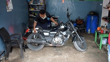 Servicing UM Renegade Commando Engine Check light and Chain tight| Rider Aman