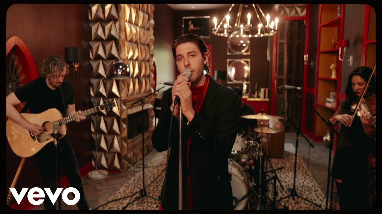 Sam Williams - Scarlet Lonesome (Live Performance)