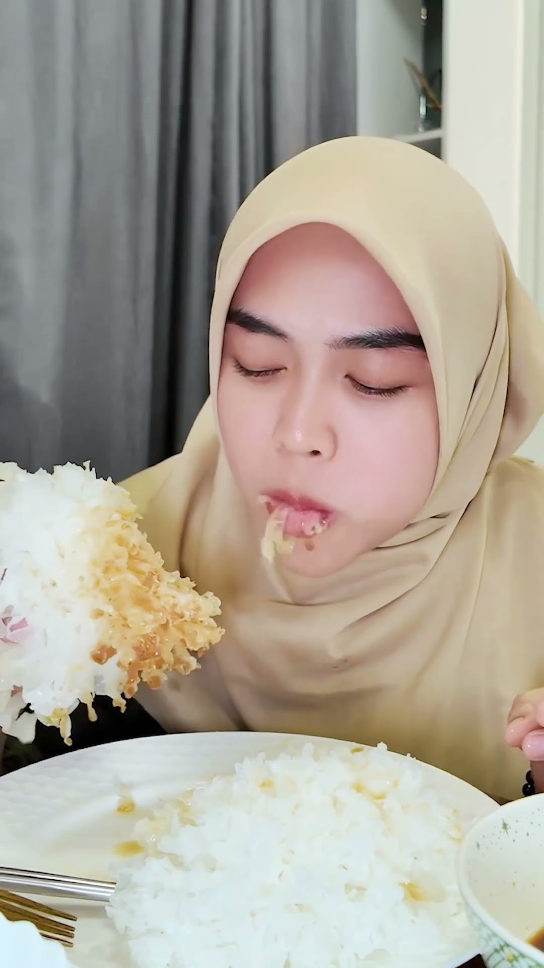Makan Jamur Salju Terbanyak !! #riaricis