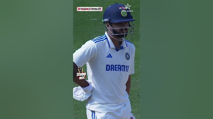 Nitish Reddy advises Siraj on how to play Nathan Lyon, caught on the stump mic! #AUSvINDOnStar