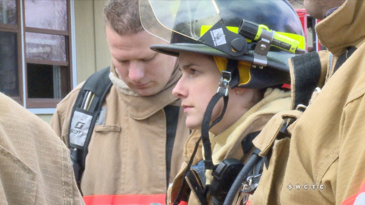 Cottage Grove Fire Simulates House Burn