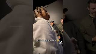 NLE Choppa’s mom says “no work” at the end of his tour backstage in Los Angeles