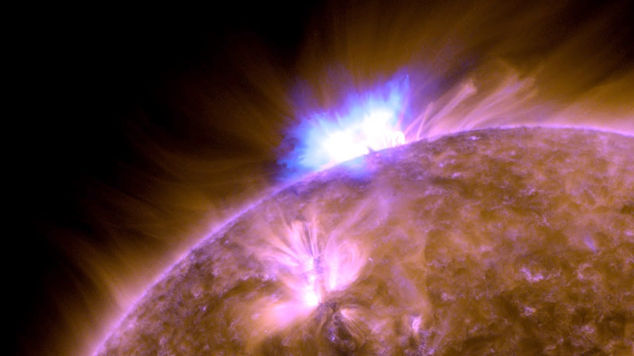 NASA’s SDO Captures Brilliant Solar Eruption YouTube