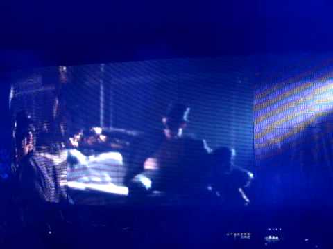 Britney Spears performing Sweet Dreams by Marilyn Manson in Toronto