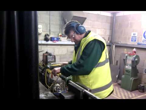 Phil destroying a gearbox.