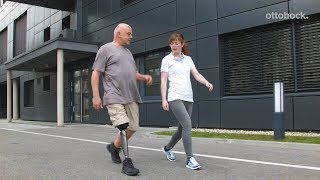 Prosthetic gait training - Outdoor Training | Ottobock