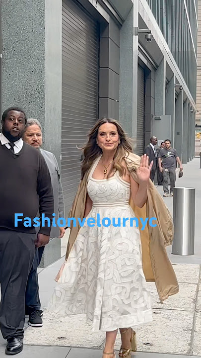 #exclusive Mariska Hargitay seen in NYC @LawAndCrime @Dior #hollywood #remix #celebrity #style