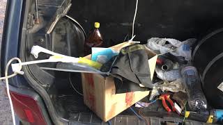 Как  установить привод центрального замка на багажник нивы/ Lada Niva