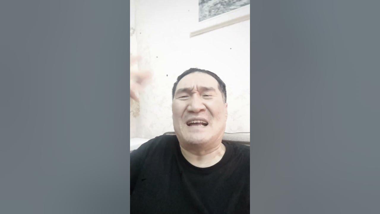 Сидим с бобром за столом Вдвоем, на ужин готовим полено, Давай ...