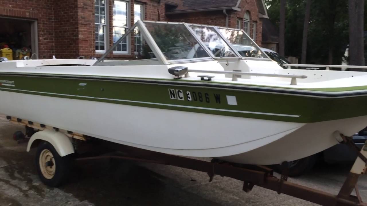mfg tri hull fiberglass boat 1973 starcraft capri tri hull youtube mfg tri hull fiberglass boat 1973 starcraft capri tri hull youtube