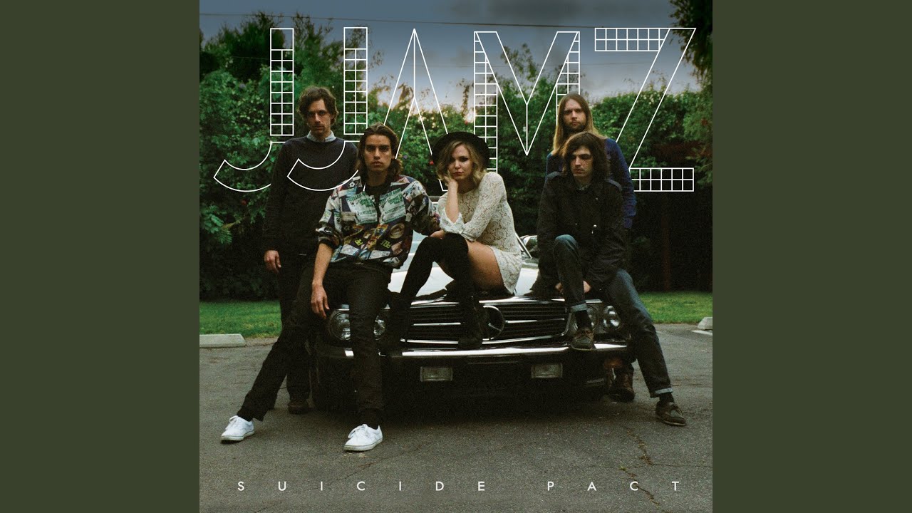 Obejrzyj Square One w YouTube Obejrzyj Square One w YouTube