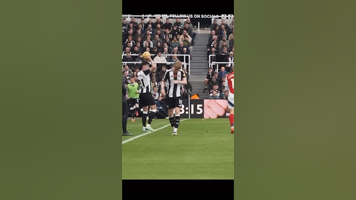 สองจังหวะการแก้เพรซสวยๆของผู้เล่น Newcastle ในเกมส์พรีเมียร์ลีกกับ Arsenal