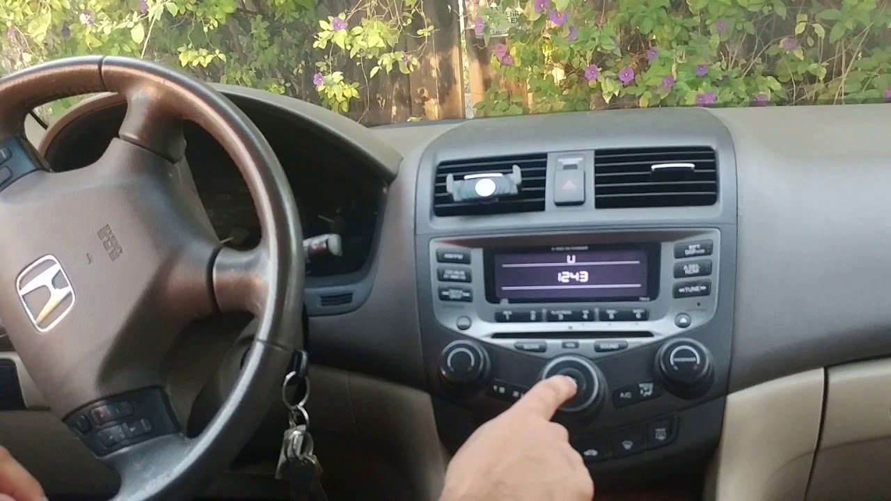 2007 Honda accord como optener el codigo del radio parte 2 - YouTube