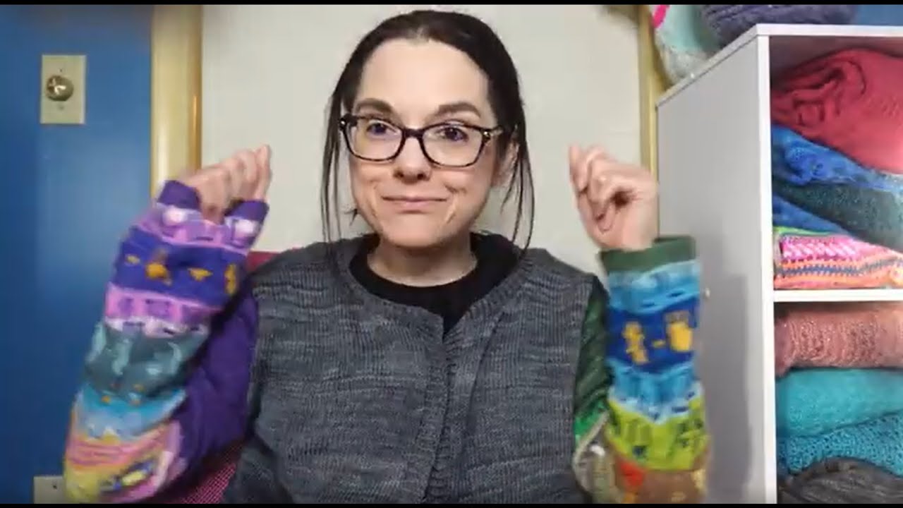 Let's Knit Fast to Keep Warm | Knitting Podcast | Episode 124