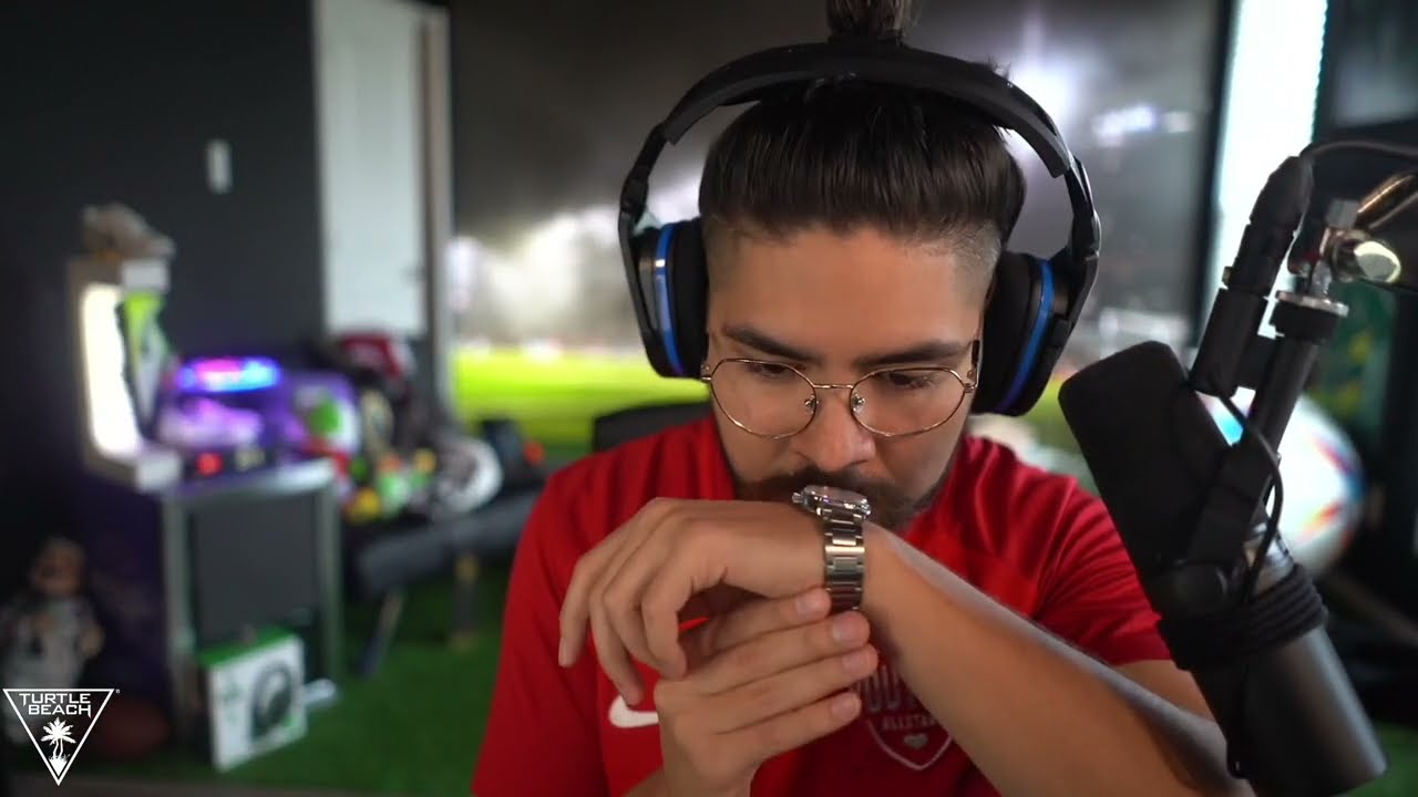 Castro121 brought Pele's watch
