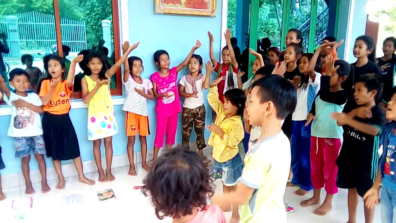 Khmer kid song ,ចម្រៀងកុមារគ្រីស្ទាន - YouTube