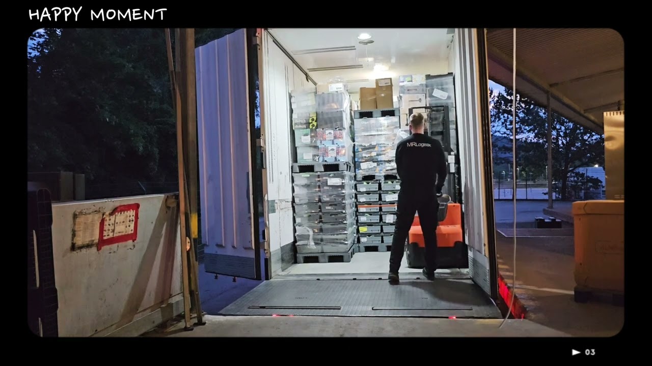 Enjoying those happy moments at work 🤗