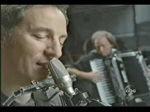 Kwijtschelding Wat mensen betreft Zegenen Bruce Springsteen Across The Border Live In Studio - YouTube