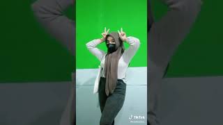 TIKTOK JILBAB GOYANG HOT BODY SEXY TOGE