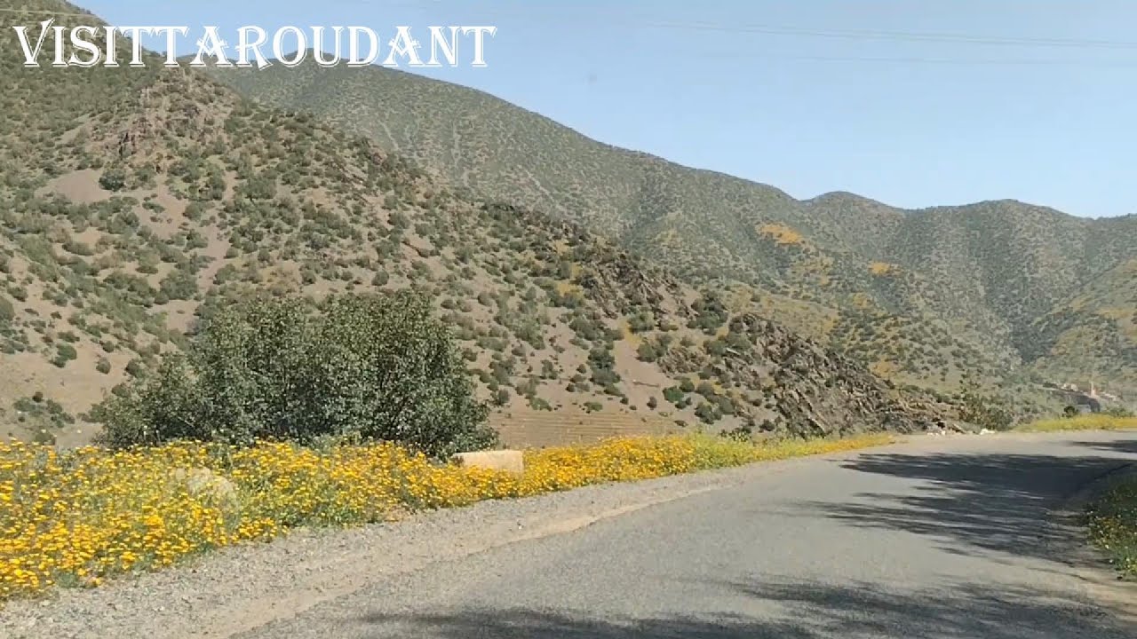 الوان الطبيعة على الطريق  بين تارودانت و توبقال  ( جماعة إكيدي )