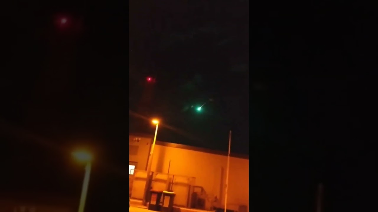 Meteoro pasando por Australia 