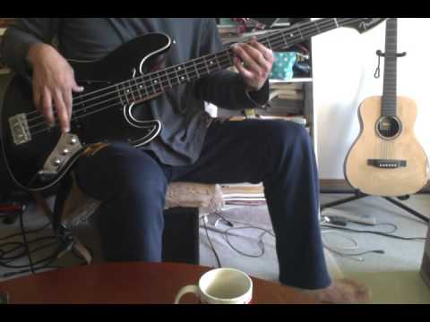 スピッツ「甘ったれクリーチャー」を必死に弾いてみた【bass cover】