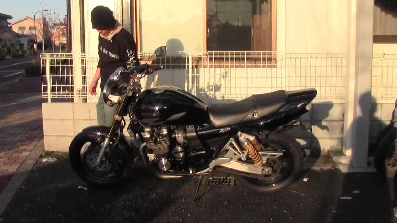 XJR400r rh02j Yamaha バイク用タンク 黒 ストライプデザイン 売約済み】ヤマハ XJR400R （現状販売車） | バイクパーツの