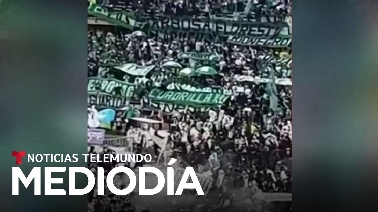 Las imágenes del insólito pandemonio en un partido de fútbol | Noticias Telemundo