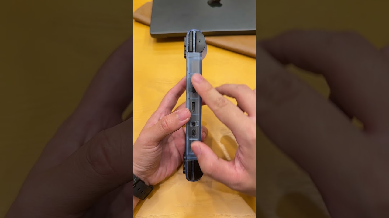 I love the transparent design 🤣🤣