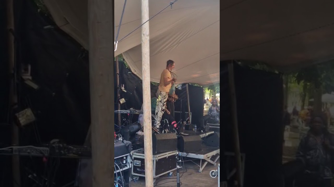 Muovipussi Houtfestival 2025