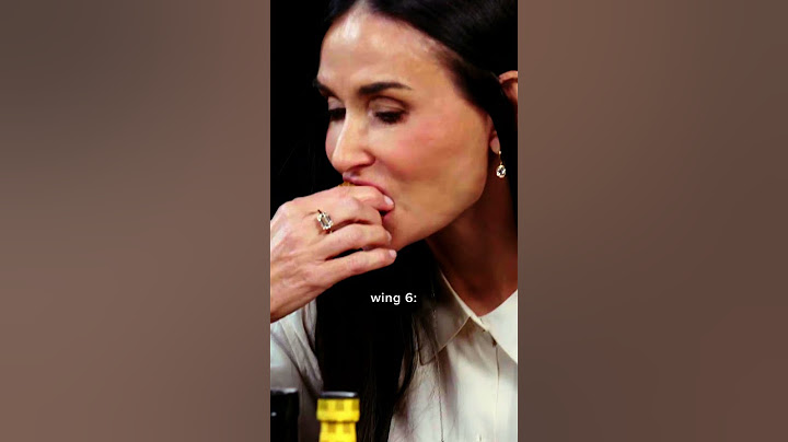 Demi Moore's reaction to every wing on Hot Ones 💪