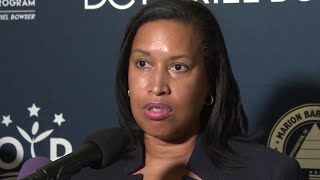‘Couldn’t disagree more’: DC mayor denounces pardoning of J6 defendants | NBC4 Washington
‘Couldn’t disagree more’: DC mayor denounces pardoning of J6 defendants | NBC4 Washington ‘Couldn’t disagree more’: DC mayor denounces pardoning of J6 defendants | NBC4 Washington