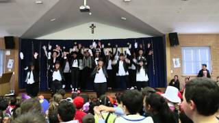 Teacher Flash Mob Michael Jackson