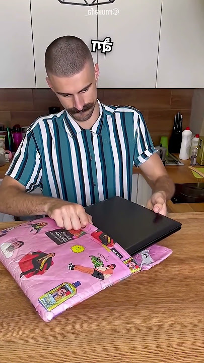 cuting laptop at size