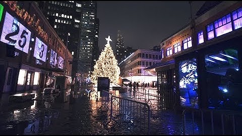 Hallmark Projection Mapping at South Street Seaport Christmas Tree Lighting