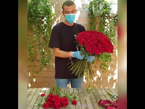 Video: Cum Se Face Un Buchet De Trandafiri în Formă De Inimă