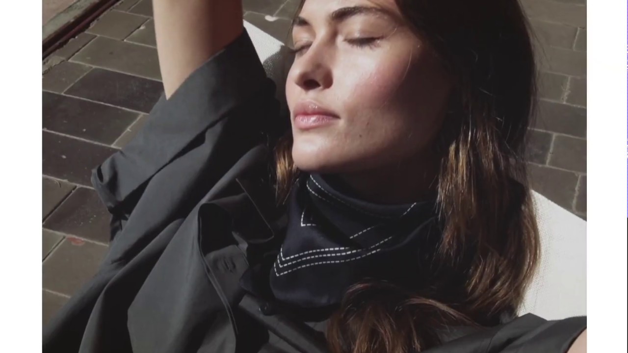 Waiting For You | Massimo Dutti