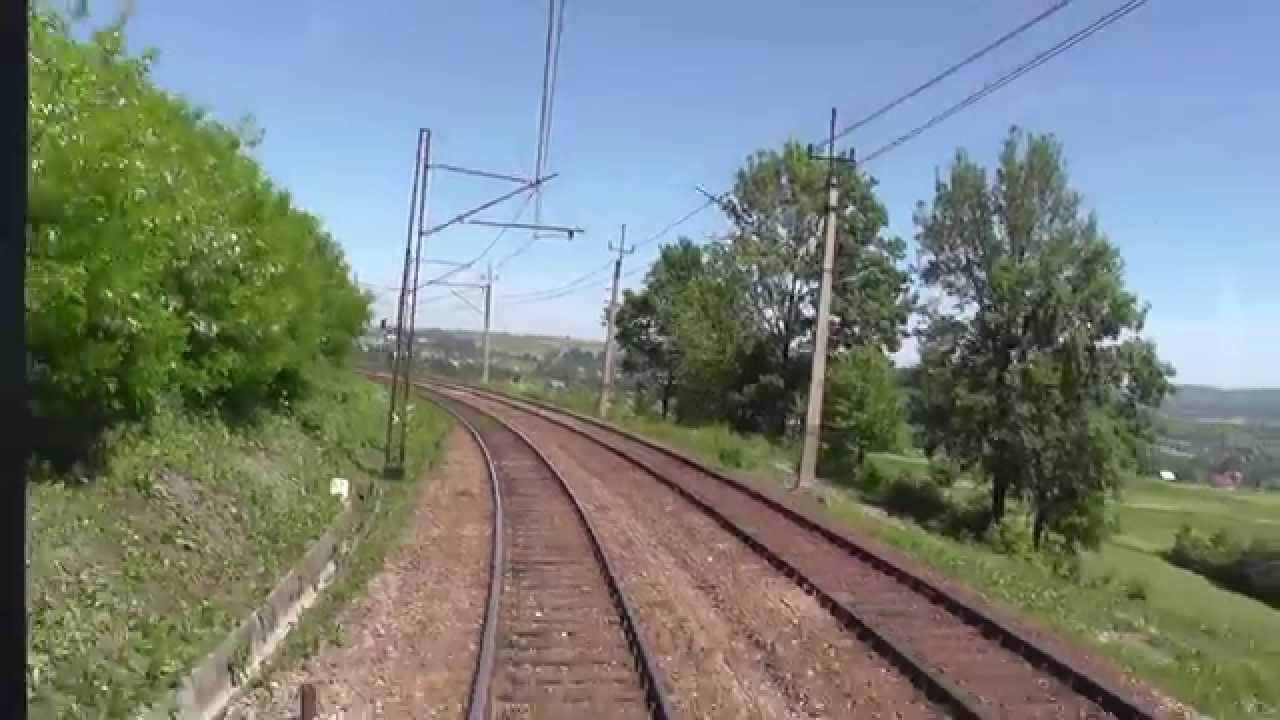 Odcinek Tarnów - Nowy Sącz z tyłu pociągu TLK Karpaty