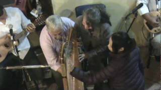 NATSUMI IMAMURA, CRISTINA CABRERA Y ALBERTO DE LA ROSA . "La Bamba". www.musicajarocha.com