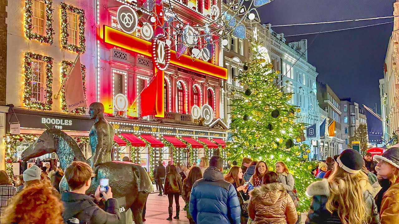 Sunday christmas shopping london