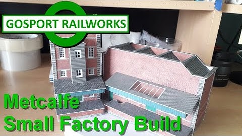 A Newbie Builds: Metcalfe Small Factory Build