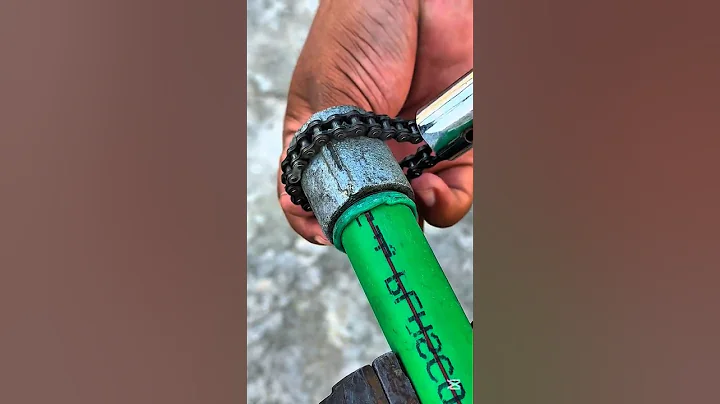 #diytooltricks #chain #chaintrick #wrench #diy #shorts #ytviral #trending #viralvideo #foryou #tips